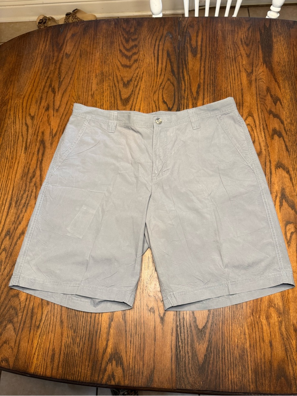Columbia Men's Chino Shorts Size 36 Grey Flat Front
